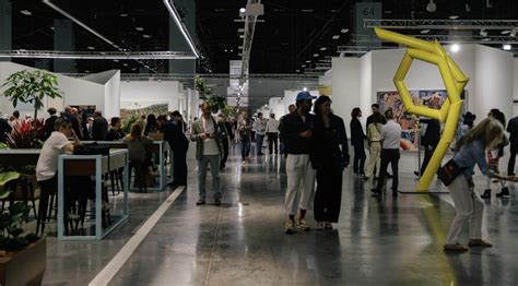 Is Art Basel Free? A Diverse Exploration of the Subject